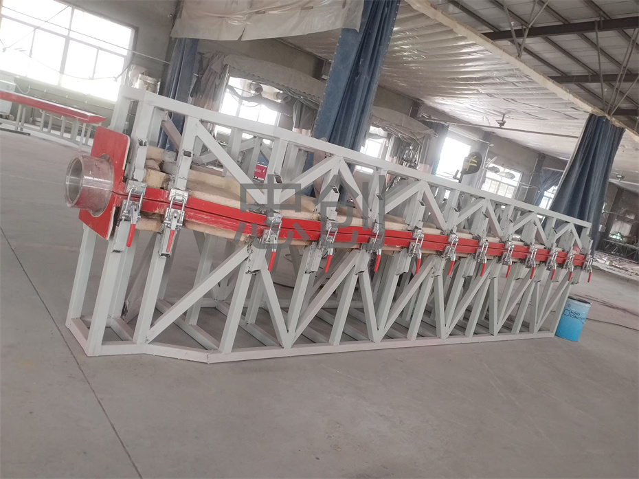 Blade mold