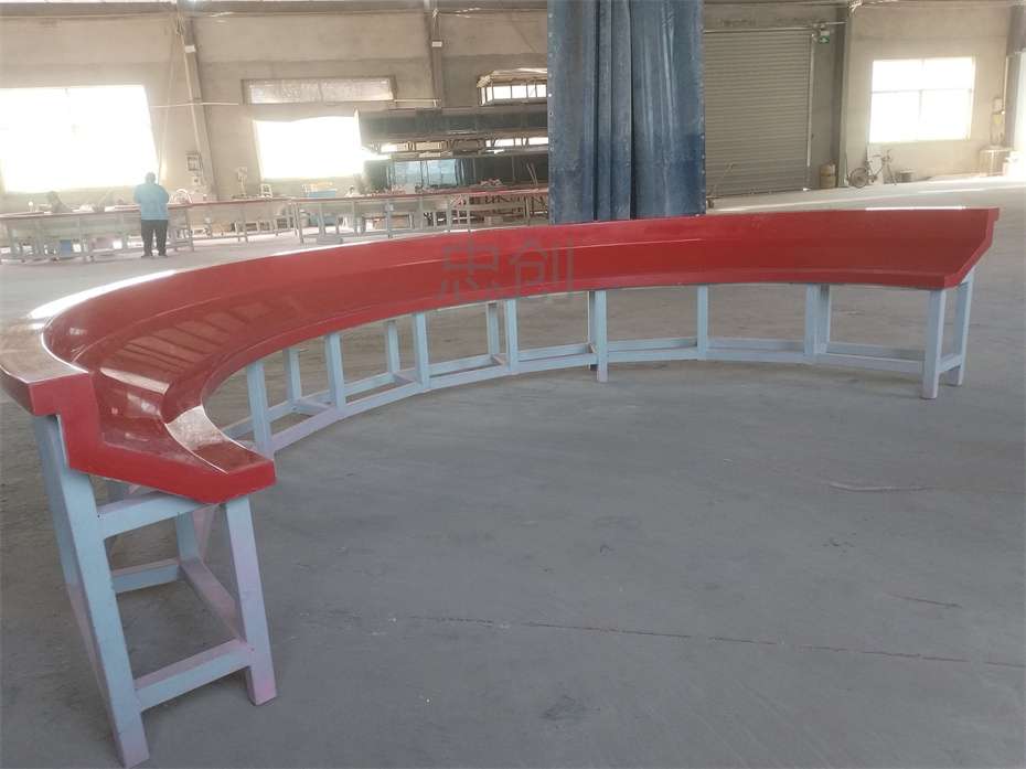 Rainproof cover mold