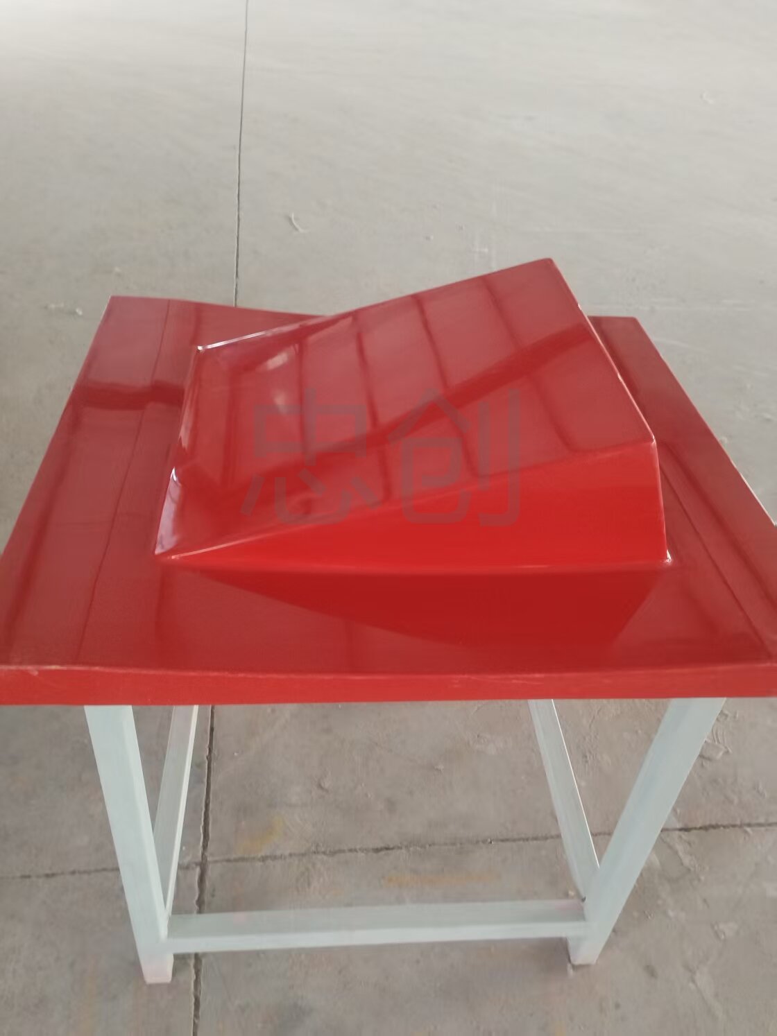 Counterweight cabin mold